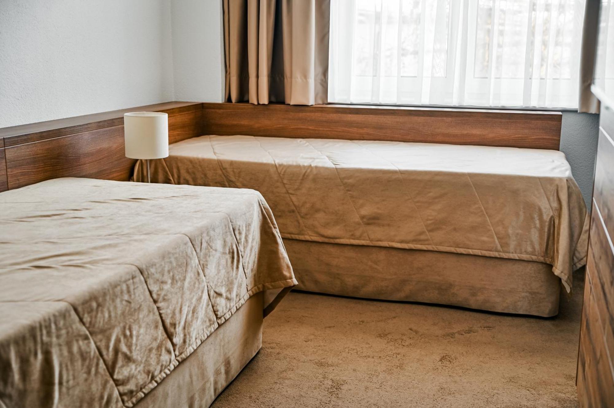 Sport Hotel *** ドノヴァリ エクステリア 写真