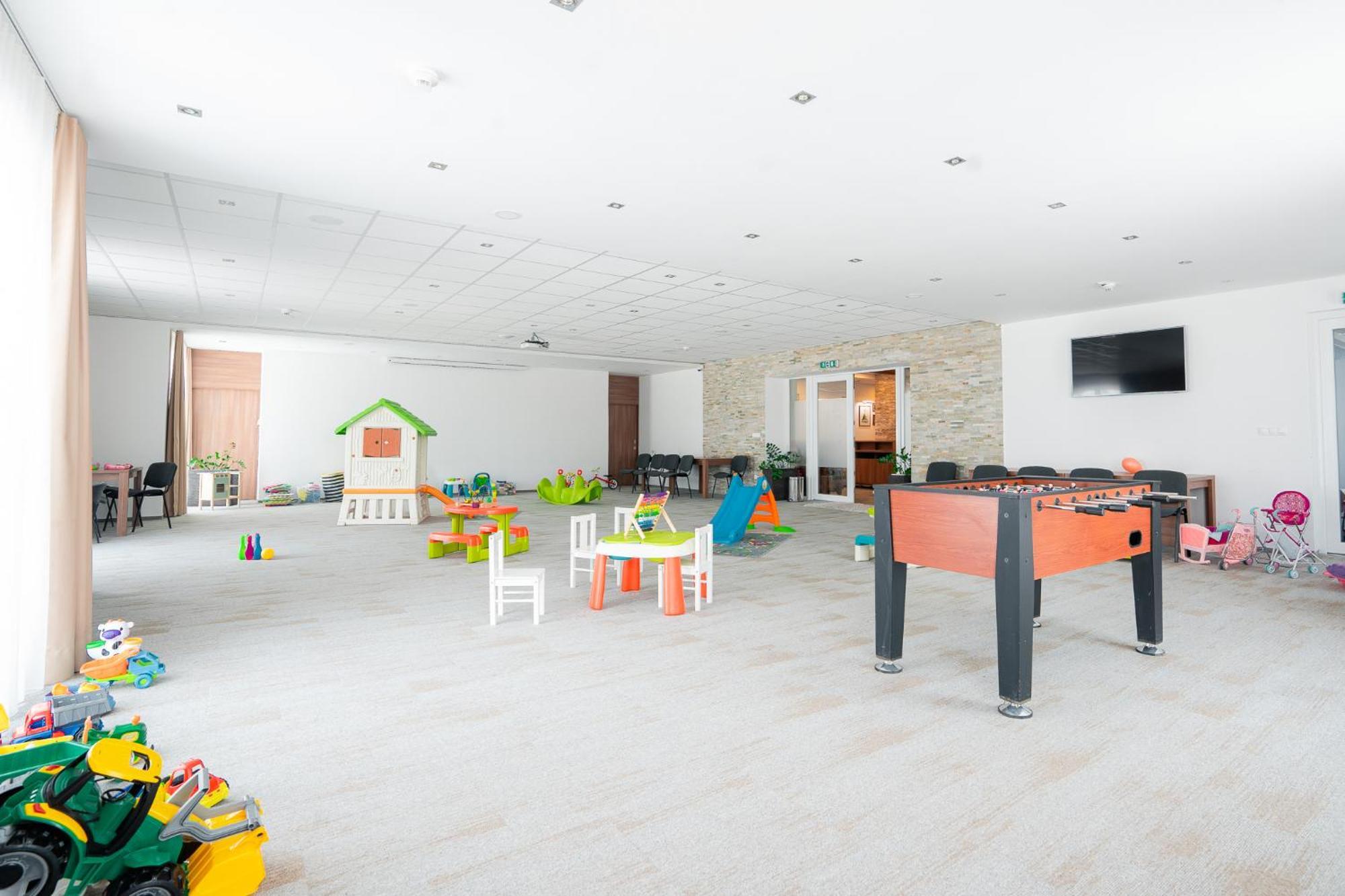 Sport Hotel *** ドノヴァリ エクステリア 写真